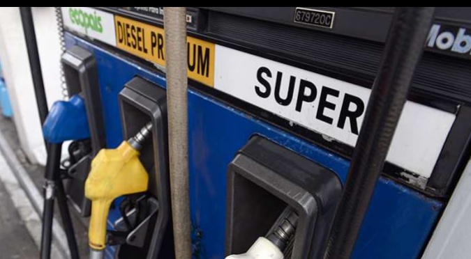 Leonardo Alvarado: Incremento precio de gasolina súper