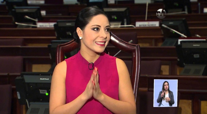 Entrevista a Parlamentaria Andina Pamela Aguirre 