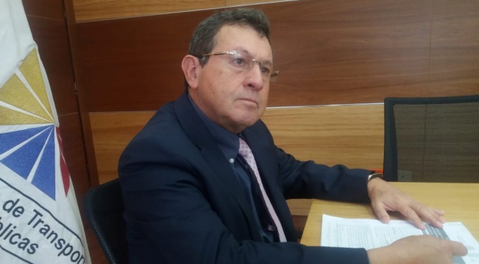 Ministro Jorge Aurelio Hidalgo: Situación de las vías en Ecuador. 