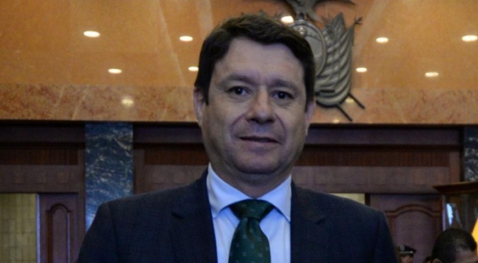 Entrevista asambleísta  Esteban Albornoz
