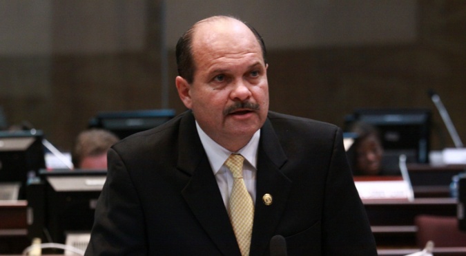 Carlos Bergmann: Resoluciones Consejo de Administración Legislativa