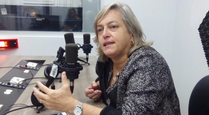 Carmen Beatriz Fernández: Manejo de crisis política en redes sociales.