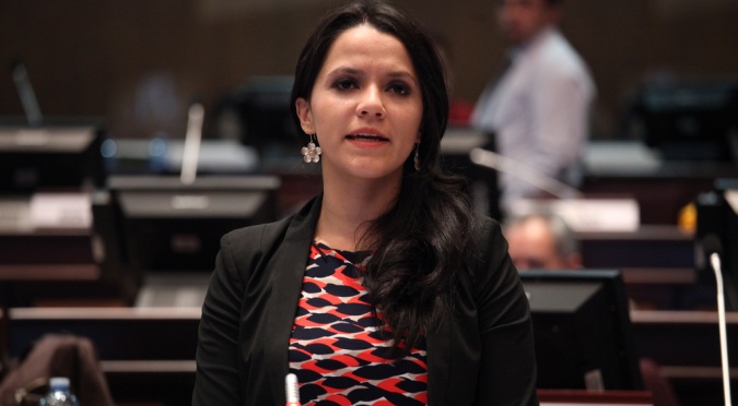 Entrevista a Asambleísta Mariangel Muñoz Vicuña