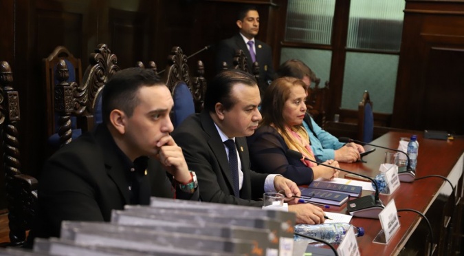 Guatemala: Comisión legislativa para tratar antejuicio a Ministro de Economía